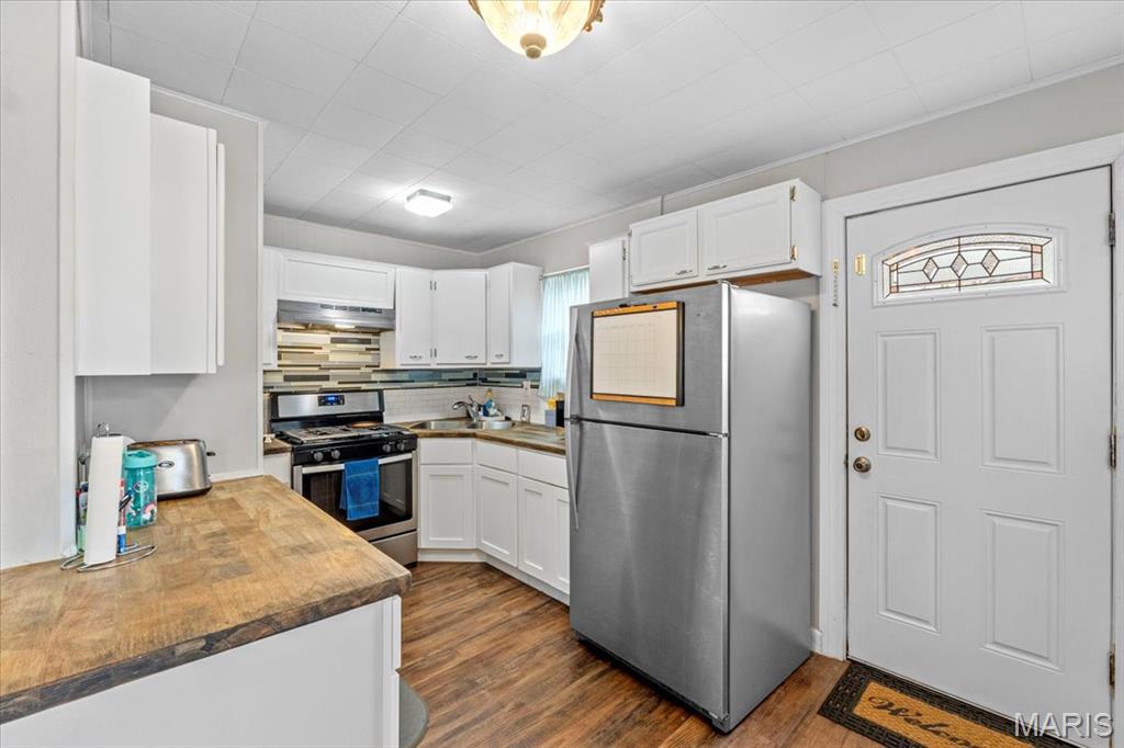 10613 Saint Philip Lane