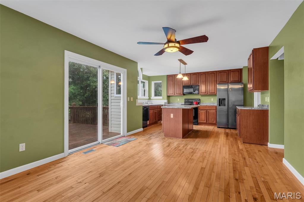 943 Shadow Pine Drive