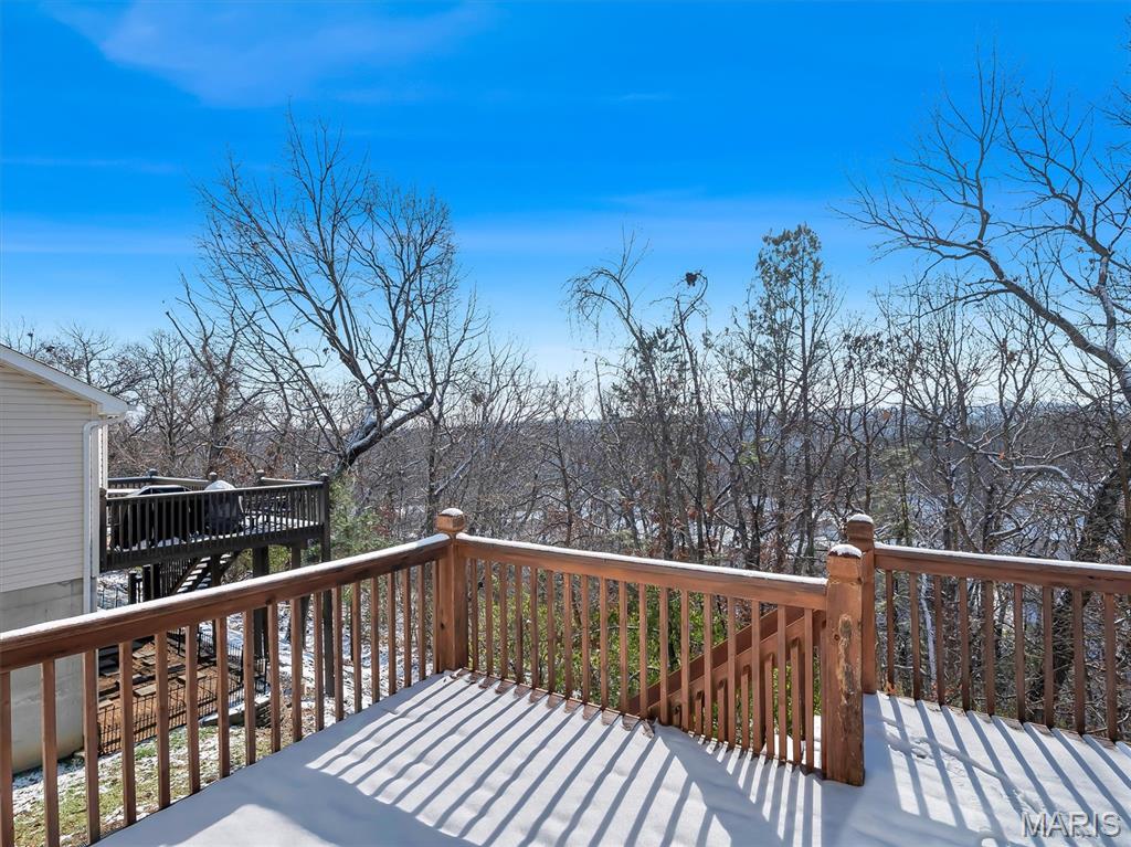 943 Shadow Pine Drive