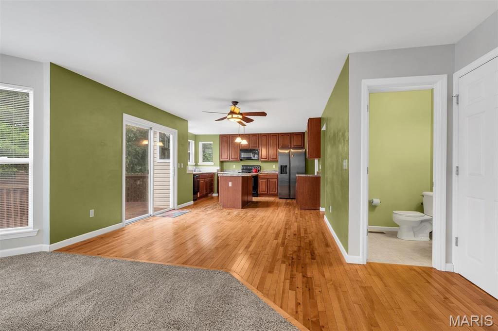 943 Shadow Pine Drive