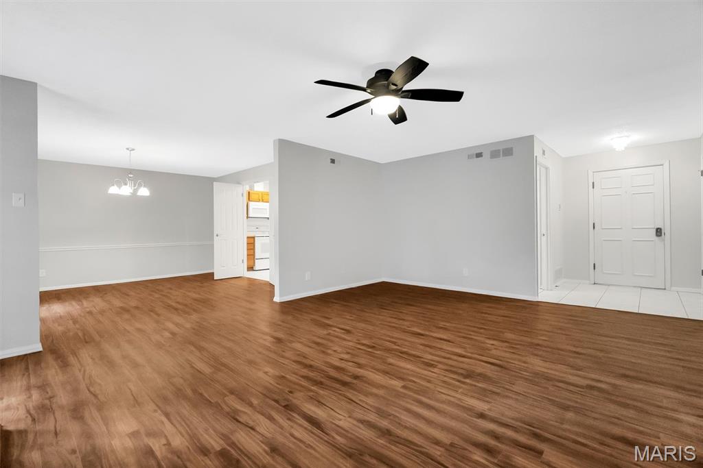 15038 Claymoor Court Unit: 3