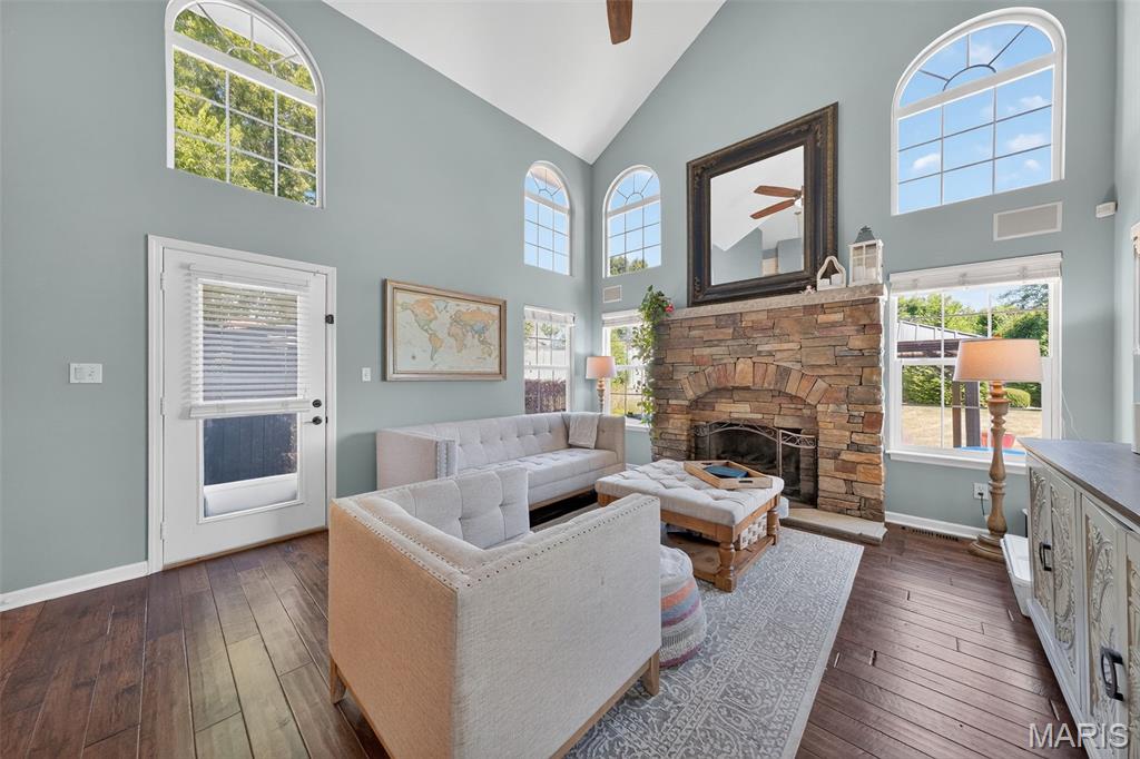 15575 Meadowbrook Circle Lane