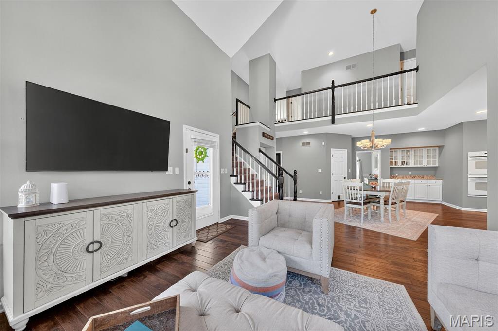 15575 Meadowbrook Circle Lane