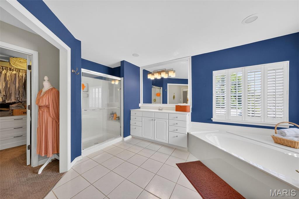 15575 Meadowbrook Circle Lane