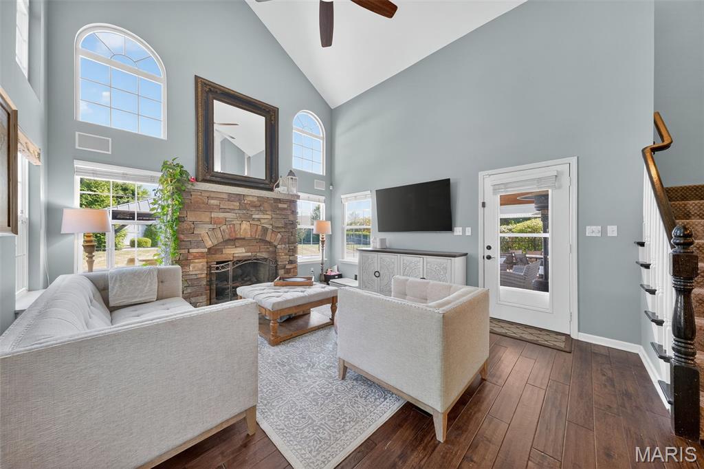 15575 Meadowbrook Circle Lane