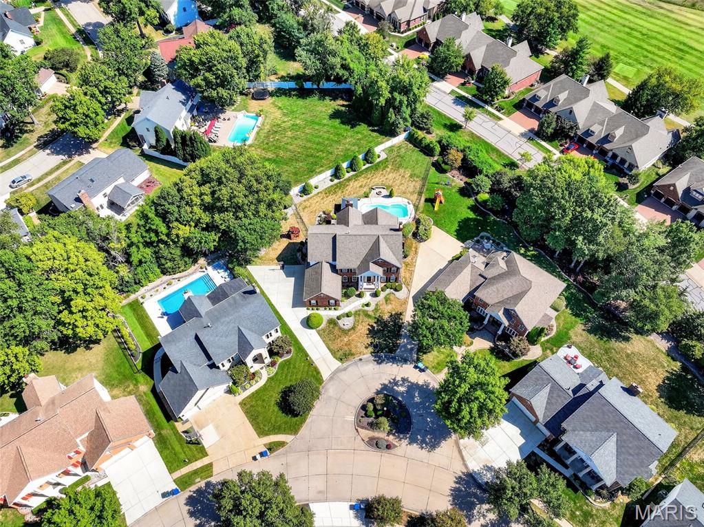 15575 Meadowbrook Circle Lane