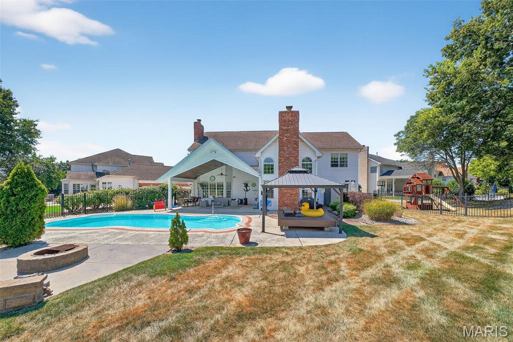 15575 Meadowbrook Circle Lane