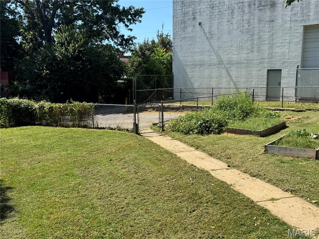 3705 Illinois Avenue