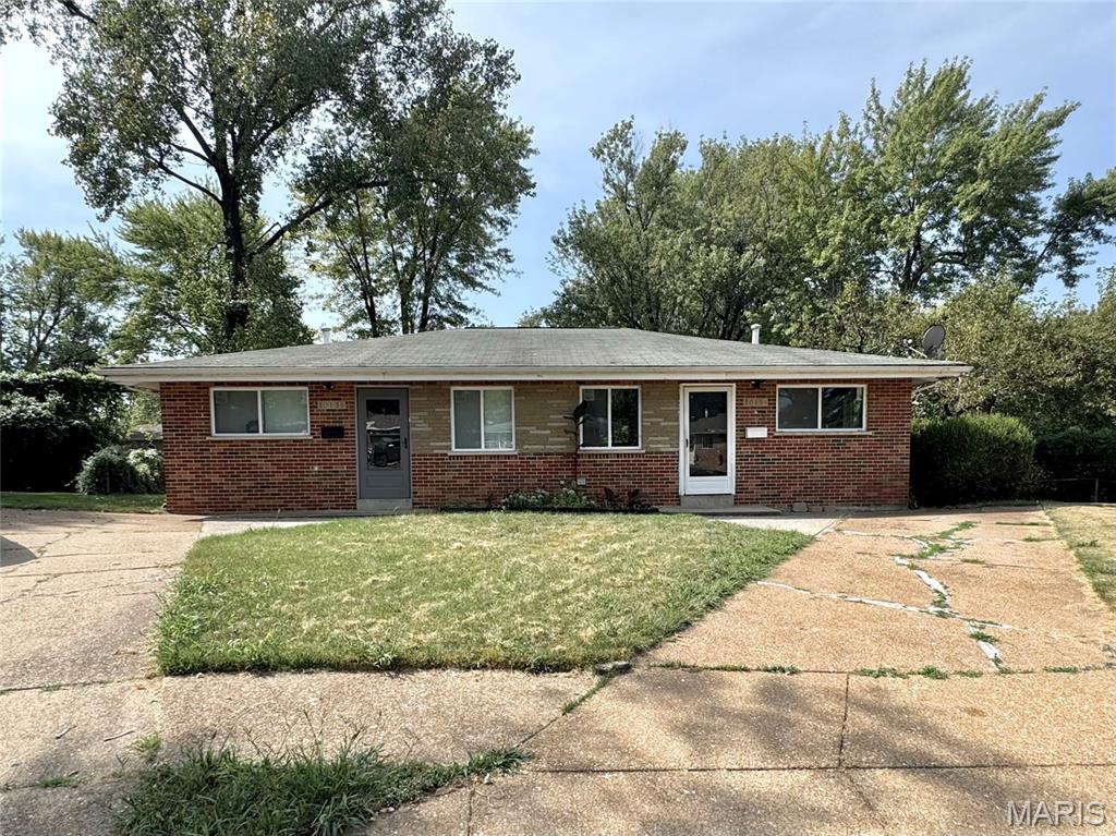 10136 Douglas Court