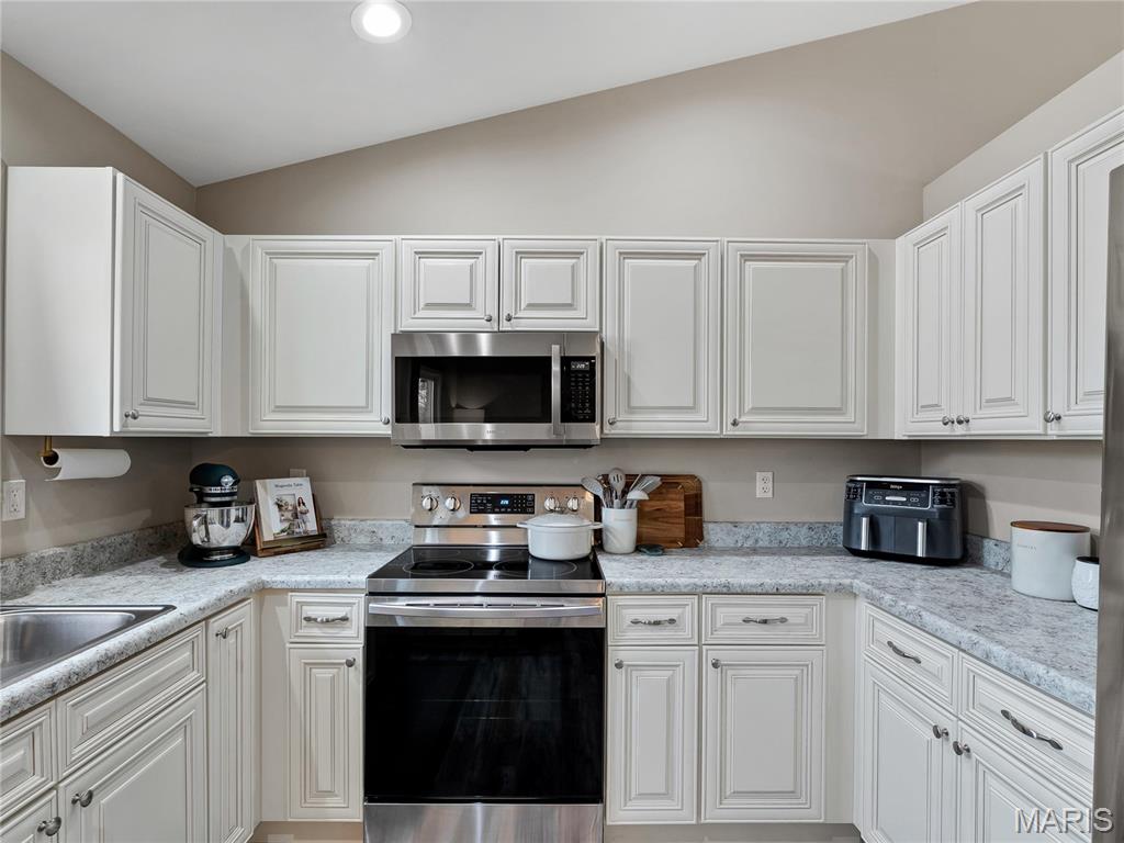 555 Mulligan Court