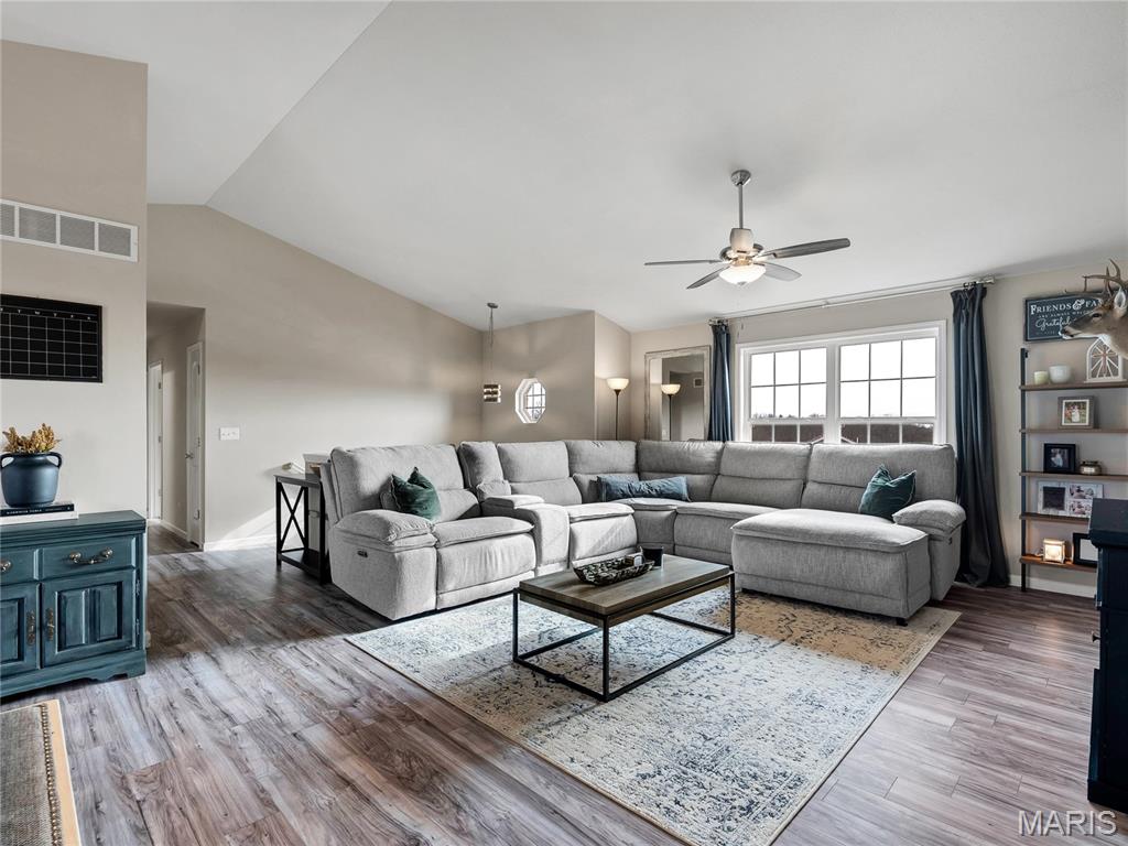 555 Mulligan Court