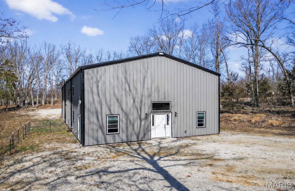 1219 Godt Road