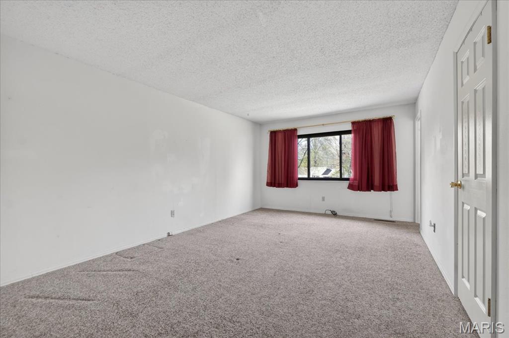 15233 Country Ridge Drive