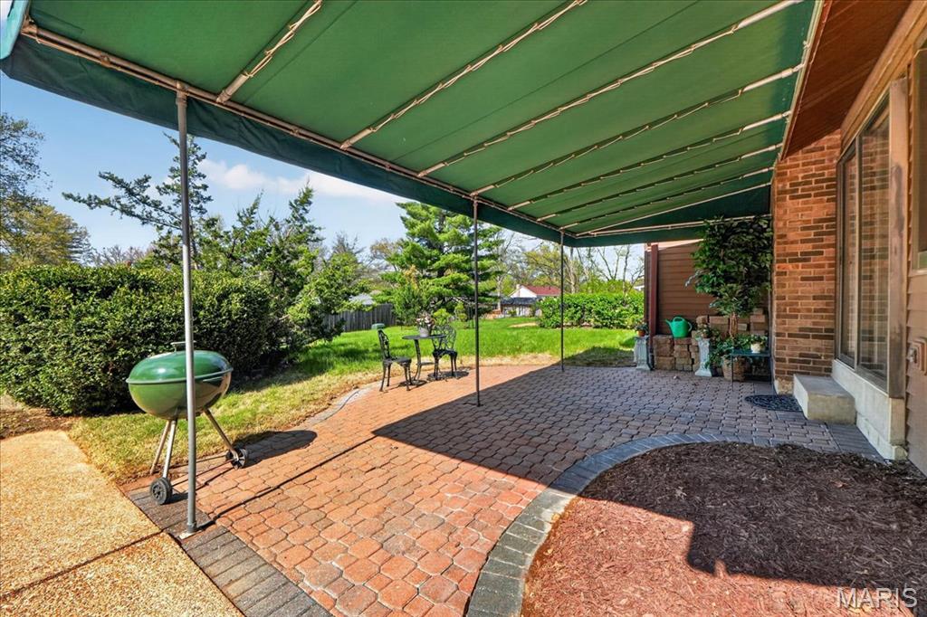 15233 Country Ridge Drive