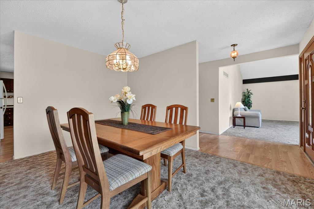 15233 Country Ridge Drive
