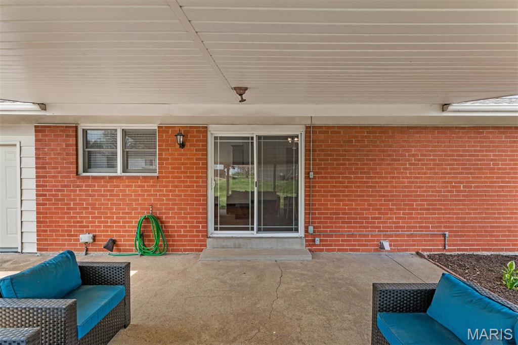 2738 Westminster Drive