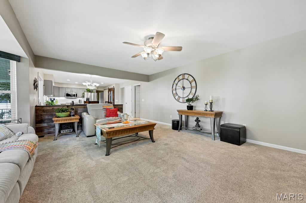 953 Cottontail Lane