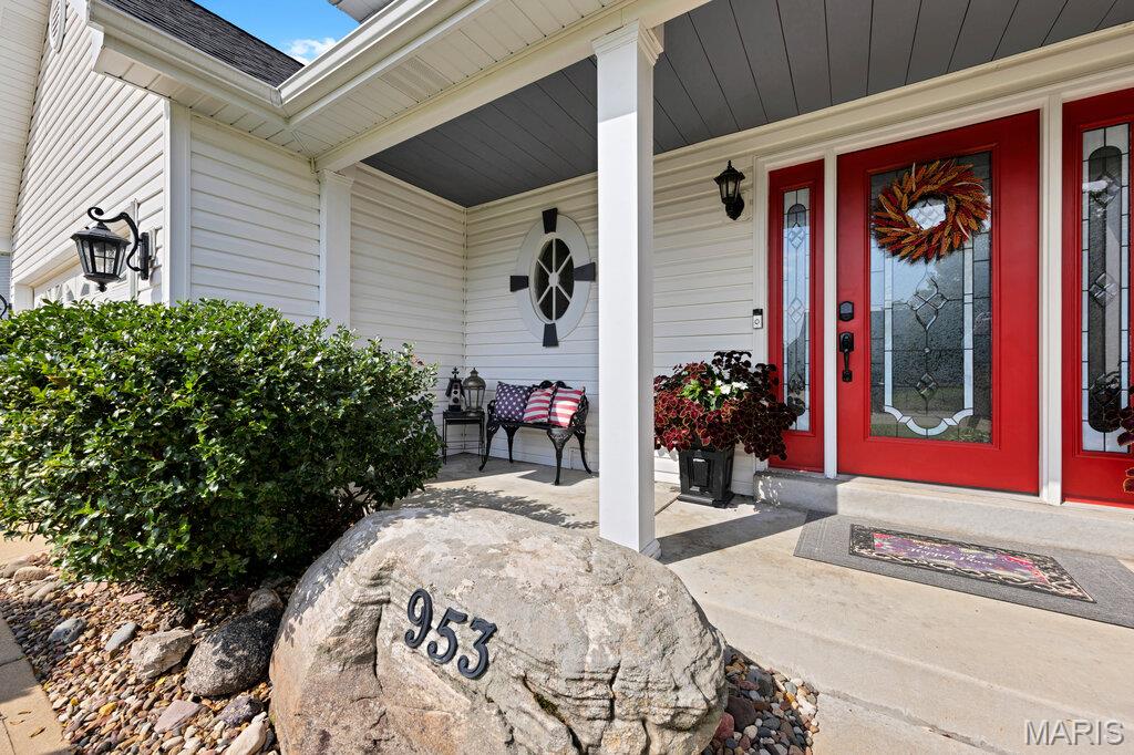 953 Cottontail Lane