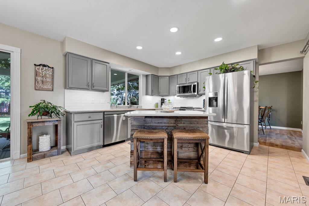 953 Cottontail Lane