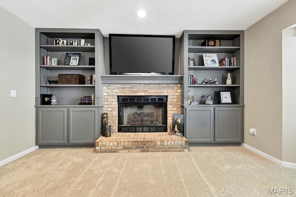 953 Cottontail Lane