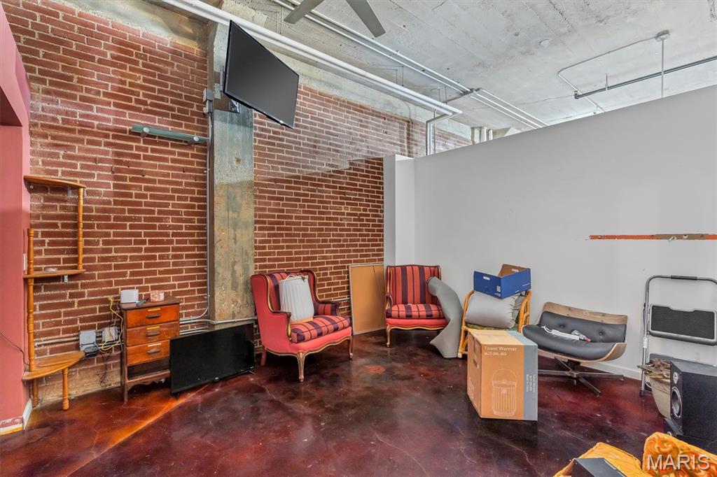 1511 Locust Street Unit: 610