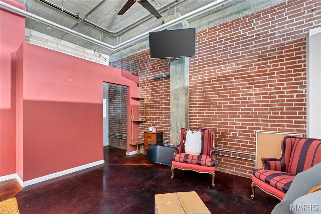 1511 Locust Street Unit: 610