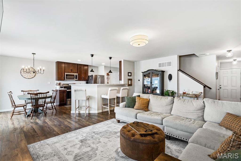 507 Palisades Drive