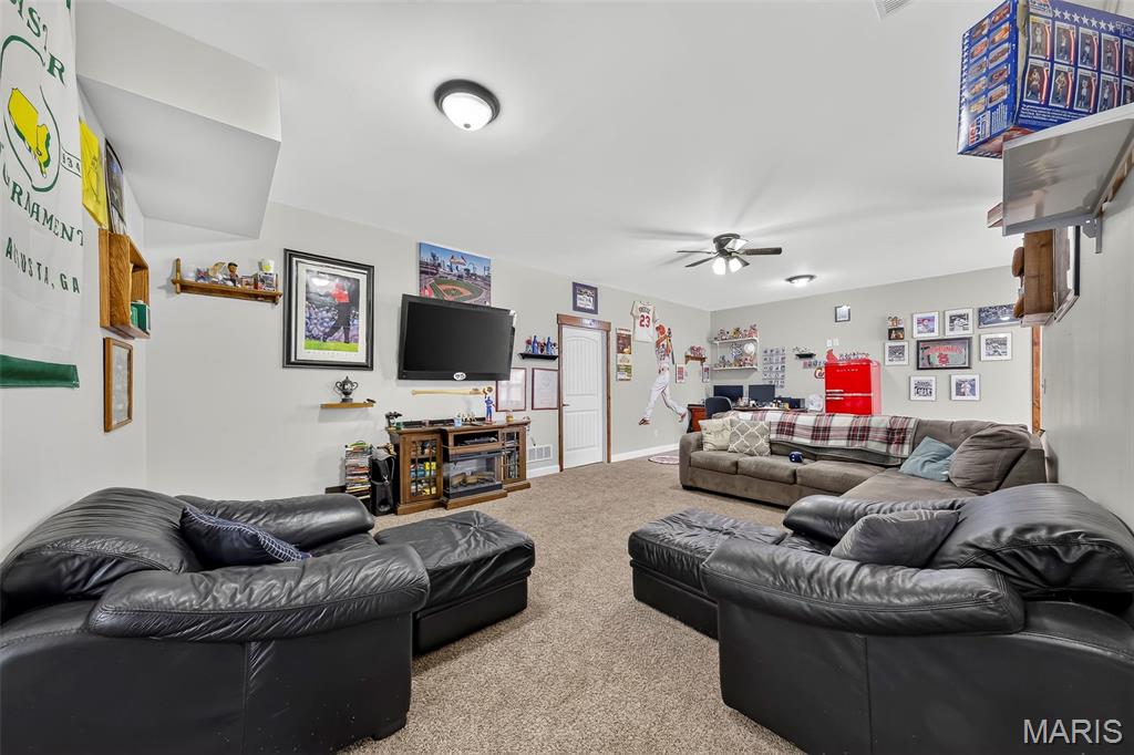 2 Condor Ridge Court
