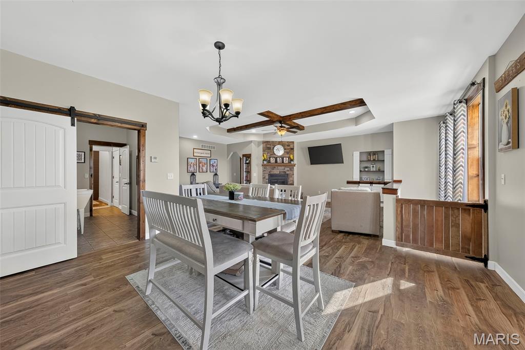 2 Condor Ridge Court