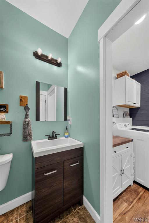 2 Condor Ridge Court
