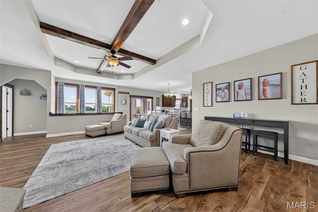 2 Condor Ridge Court