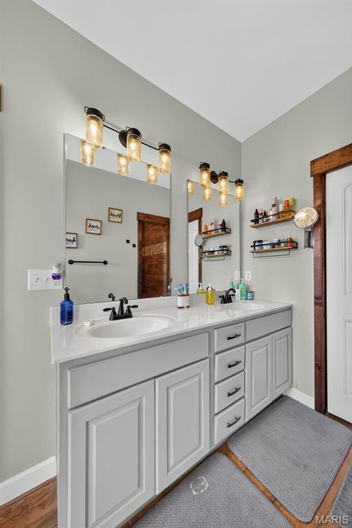 2 Condor Ridge Court