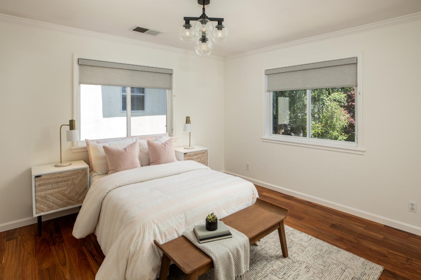 426 8th AVE