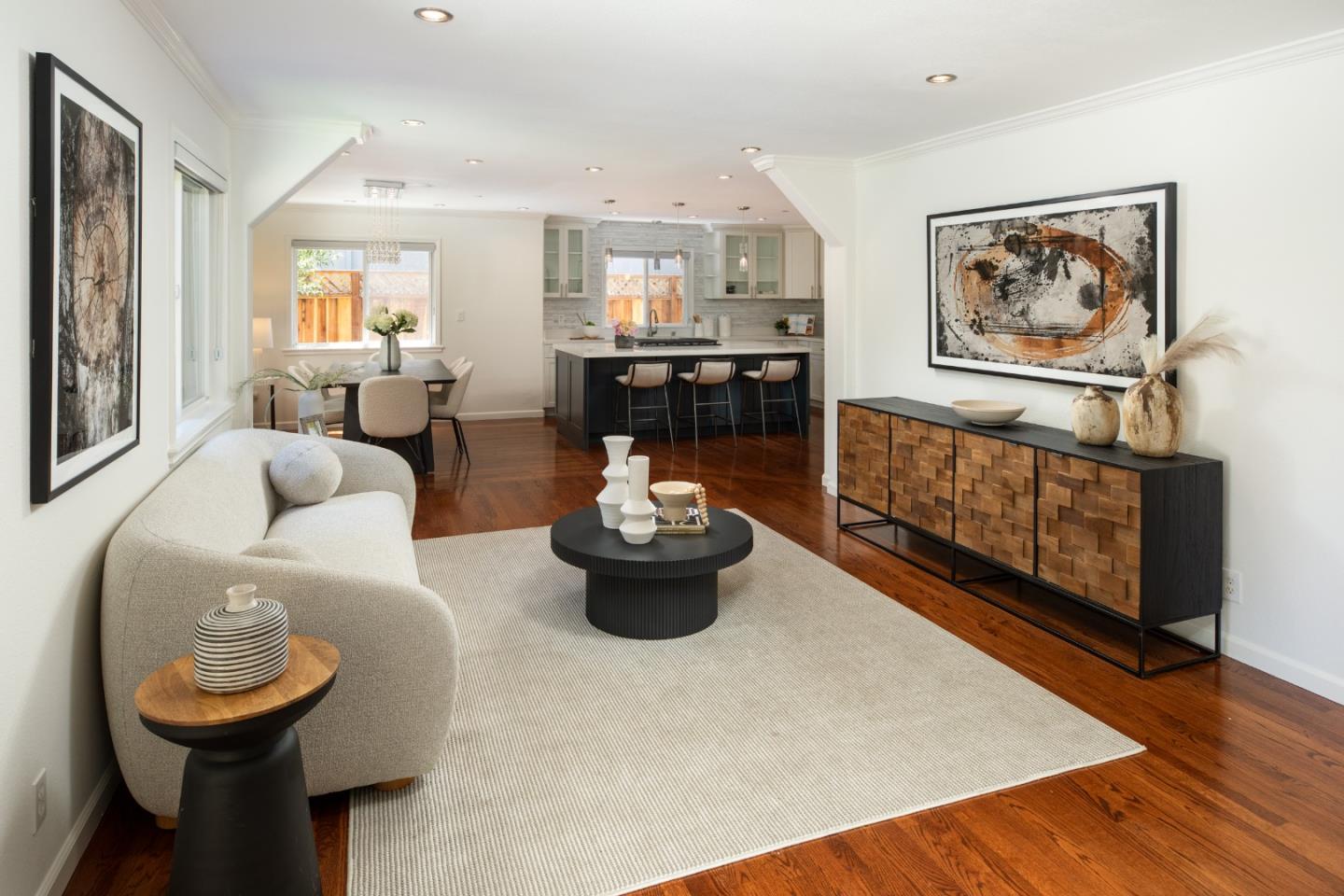 426 8th AVE
