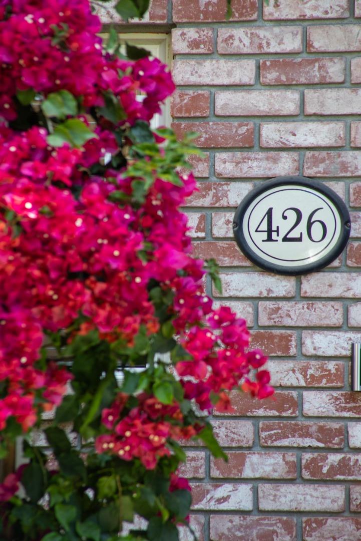 426 8th AVE