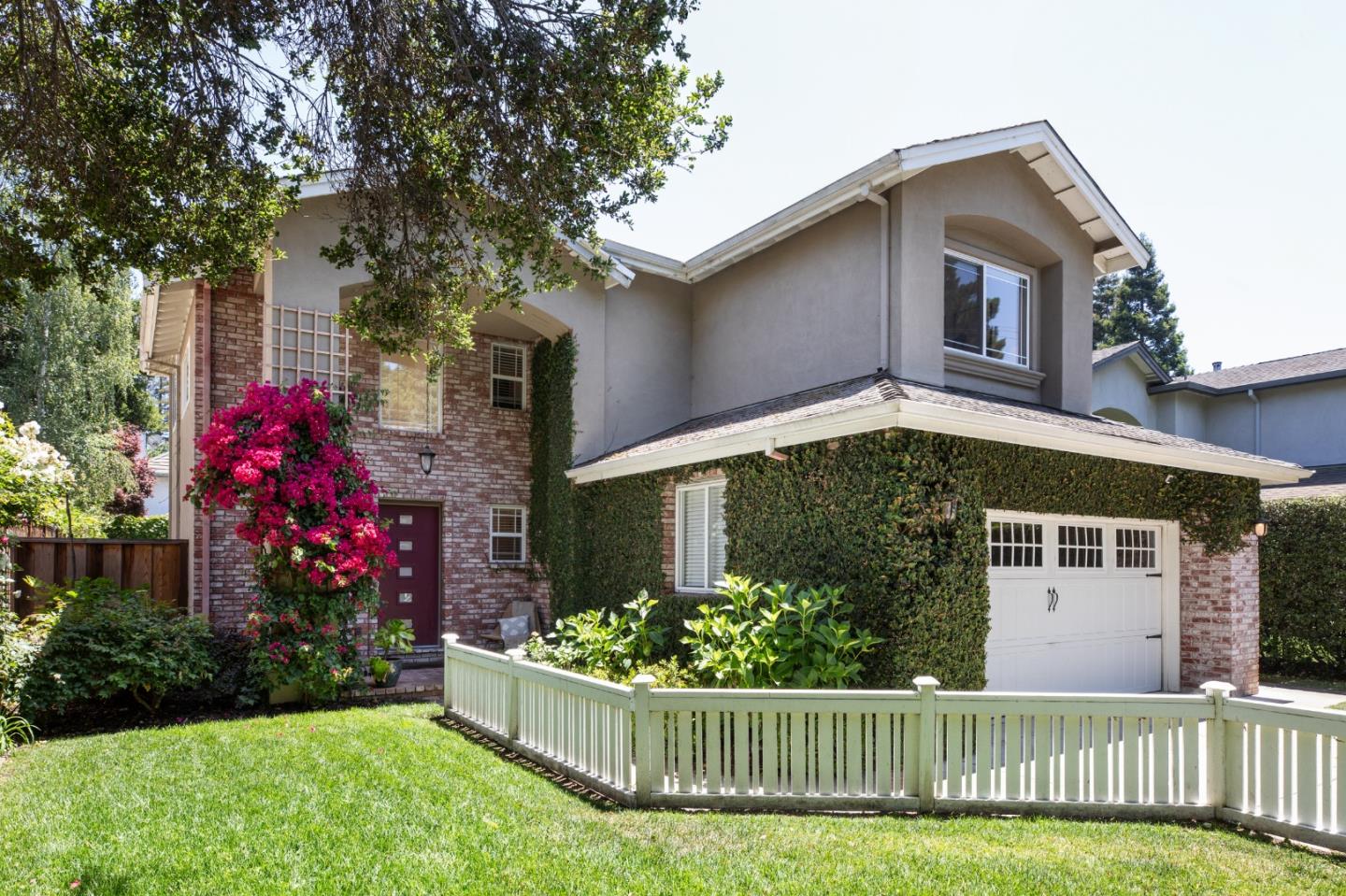 426 8th AVE