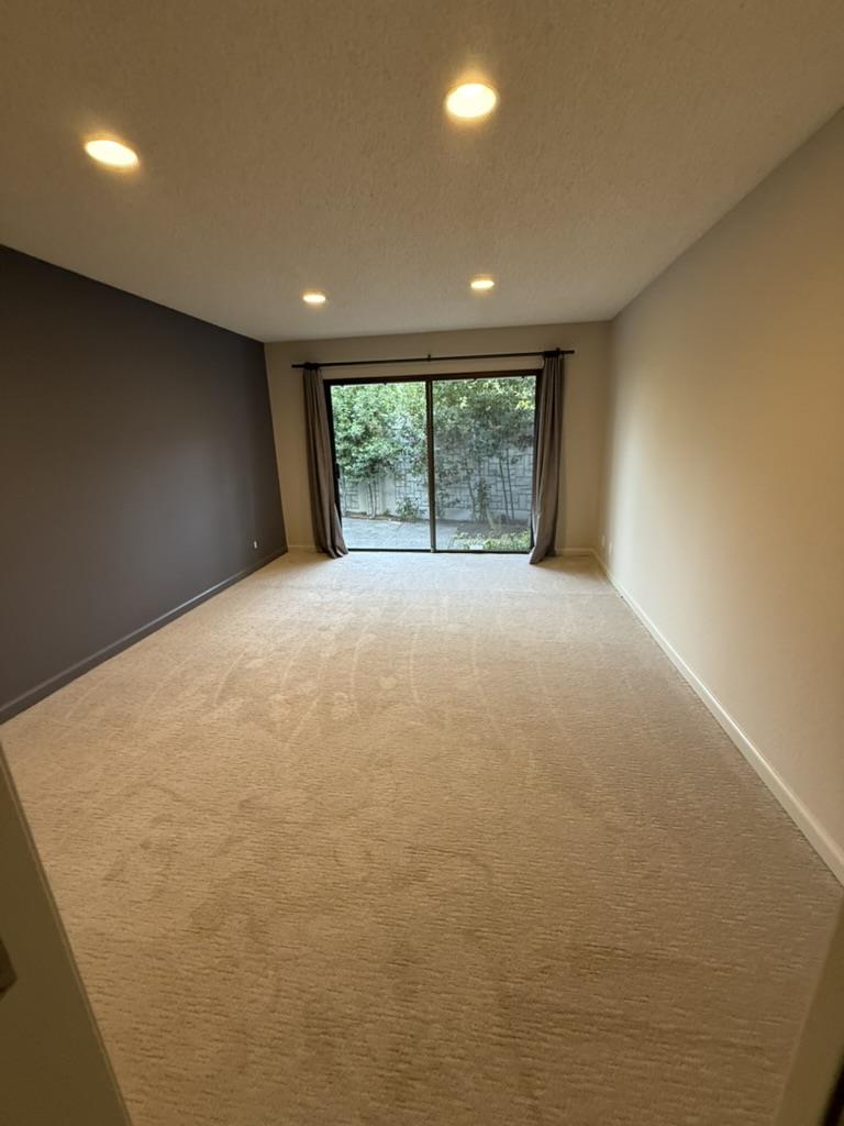 2439 Sharon Oaks Drive