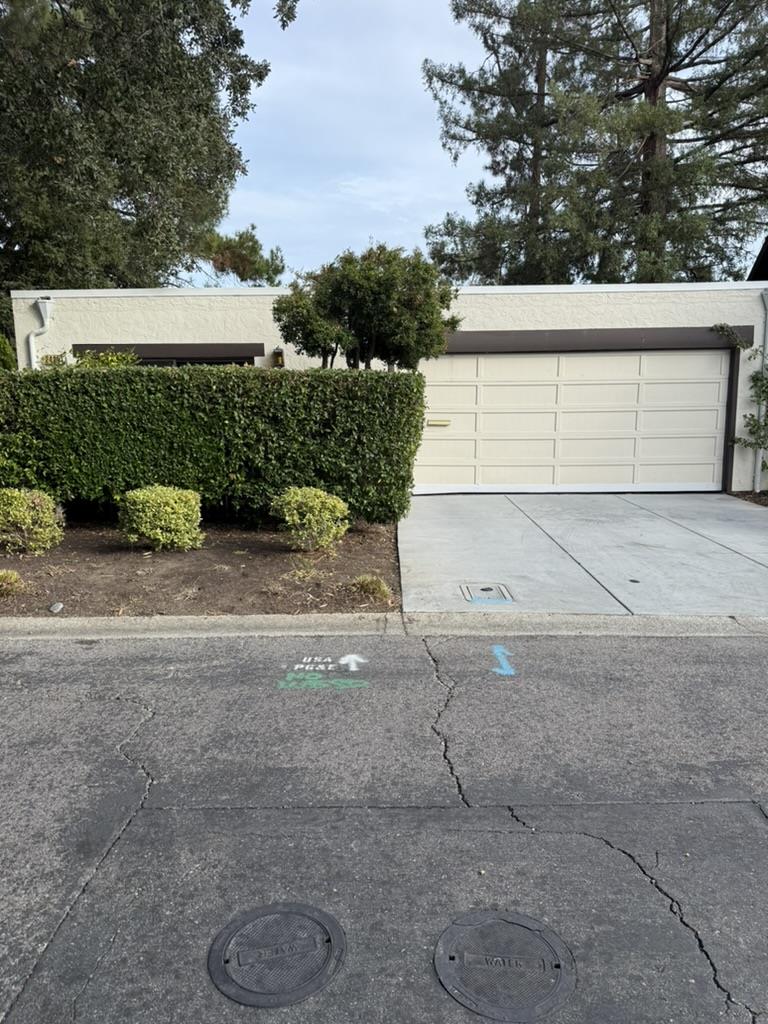 2439 Sharon Oaks Drive