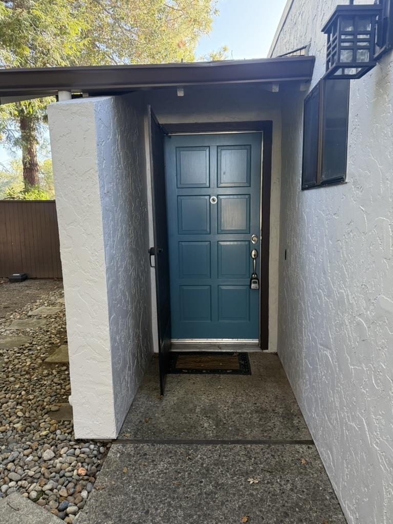 2439 Sharon Oaks Drive