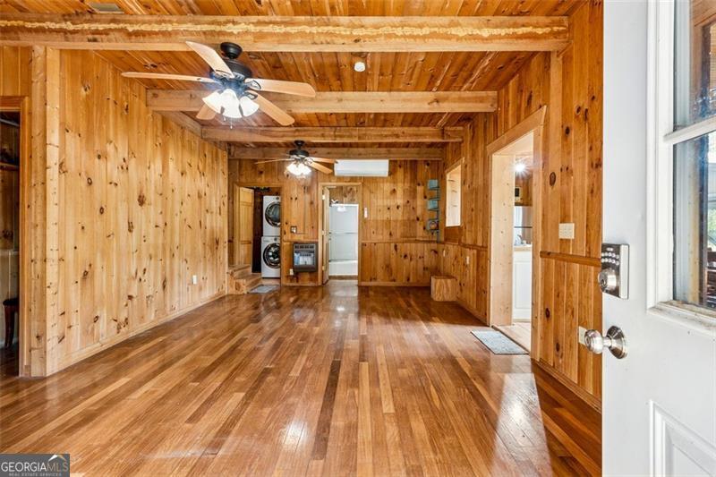 535 HIDDEN VALLEY Trail