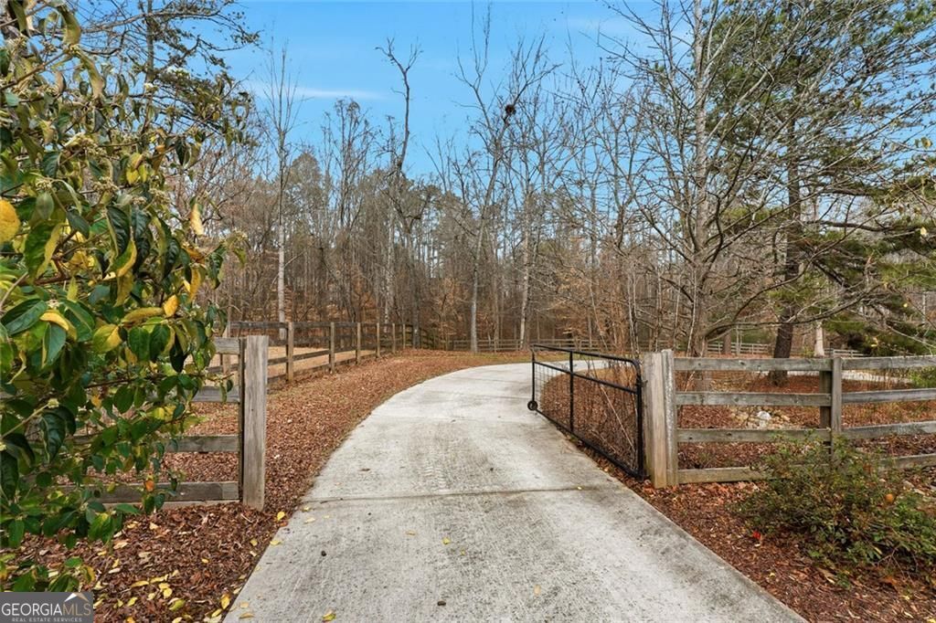 3955 Hiram Lithia Springs Road SW