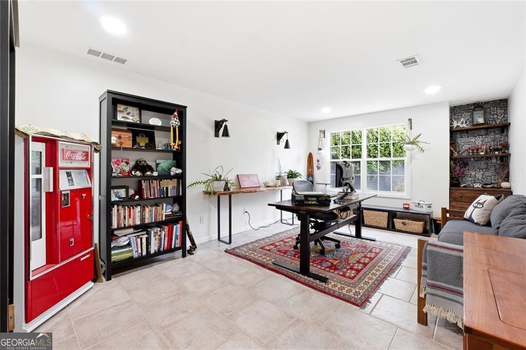 3955 Hiram Lithia Springs Road SW