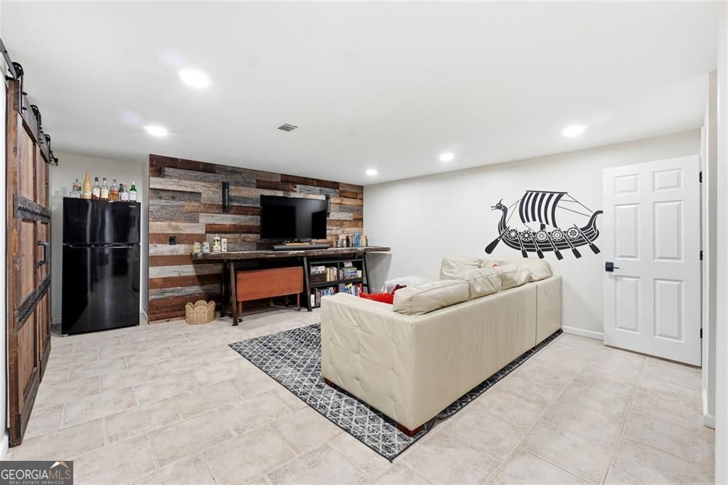 3955 Hiram Lithia Springs Road SW