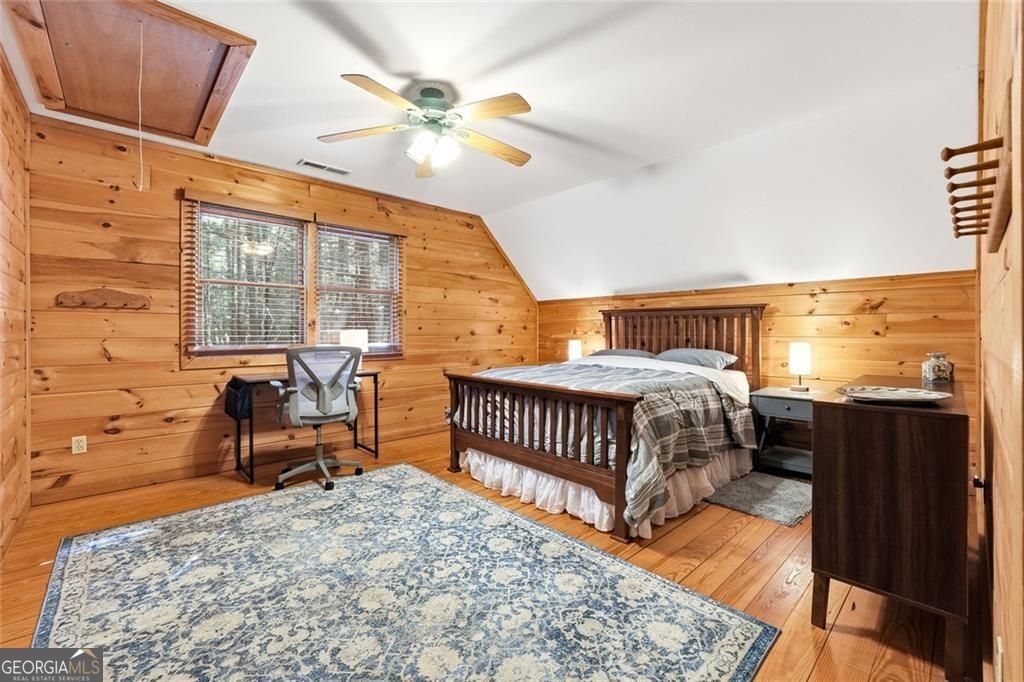 834 Indian Cave Road