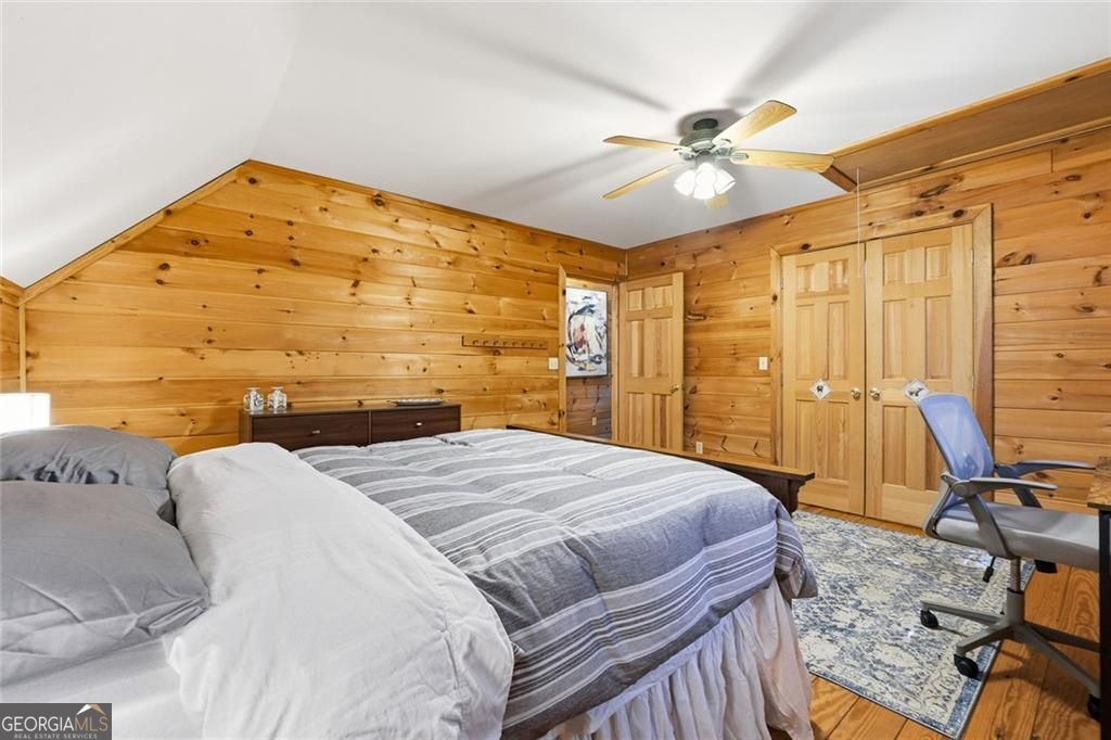 834 Indian Cave Road