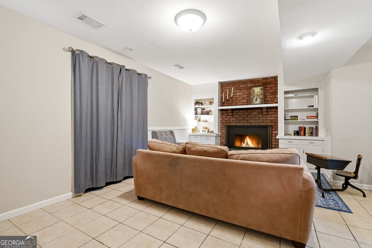 2725 Spring Drive