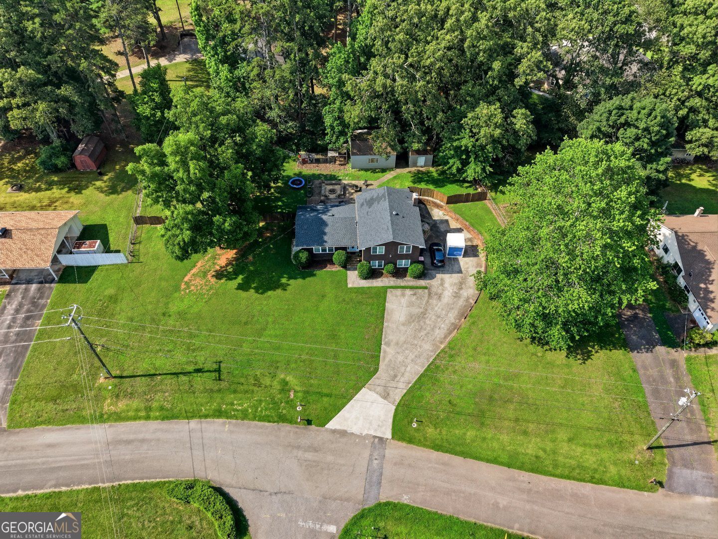 2725 Spring Drive