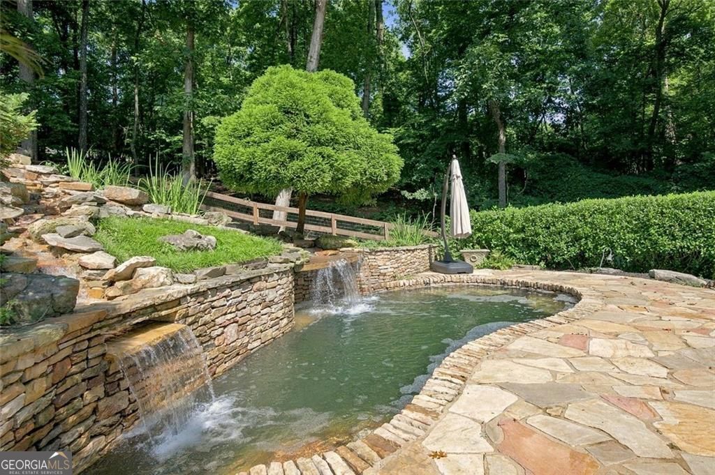 7560 Bridgegate Court