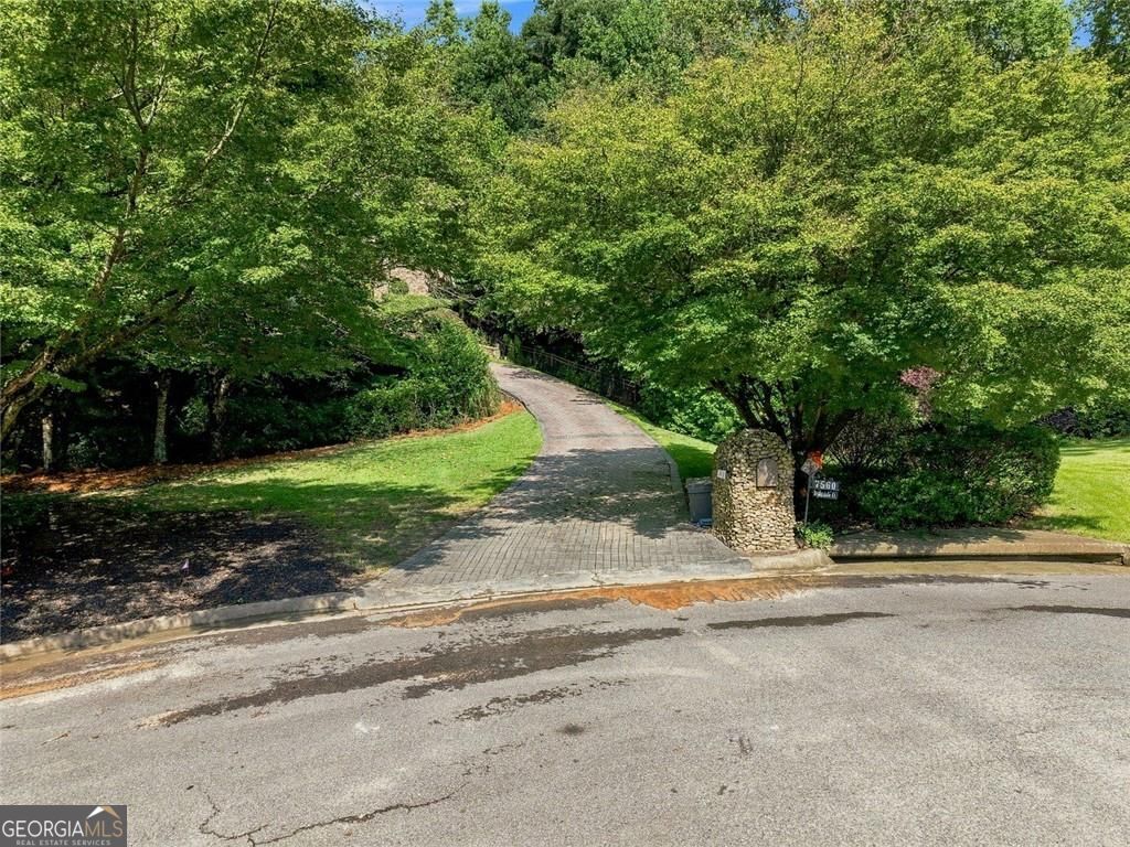 7560 Bridgegate Court
