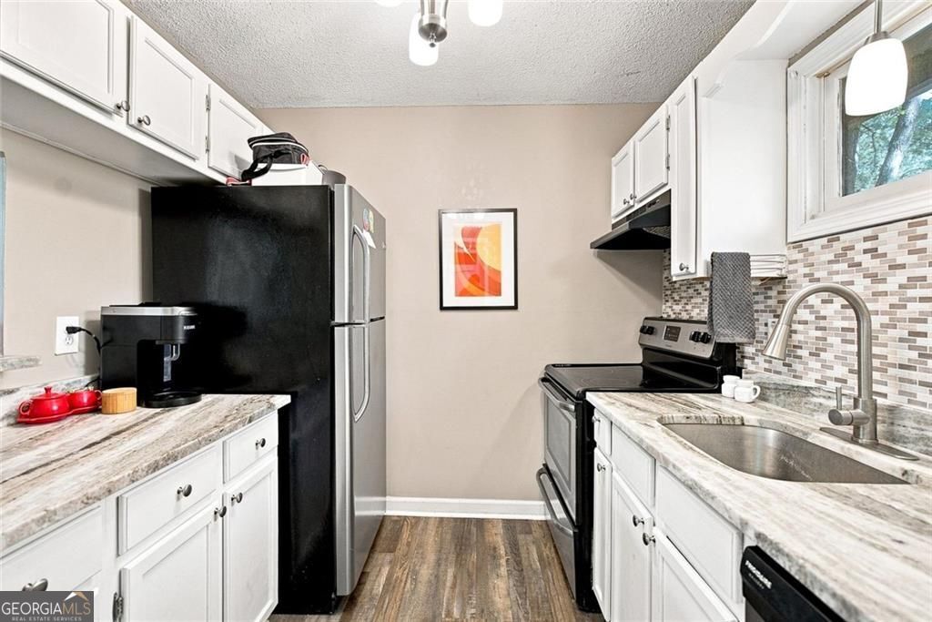 2604 Fairway Oaks